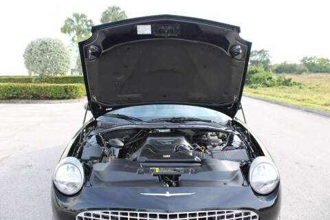 2005 Ford Thunderbird Deluxe