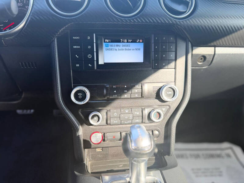 2021 Ford Mustang