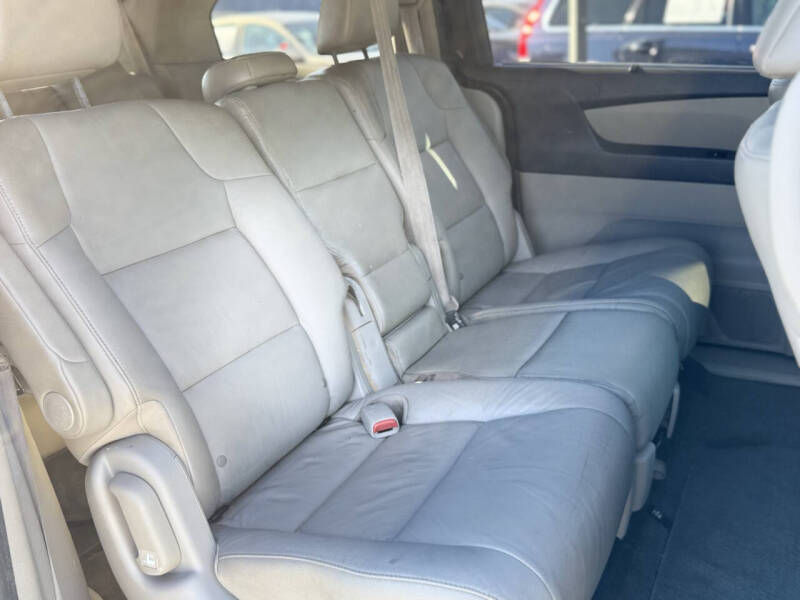 2012 Honda Odyssey EX-L w/DVD