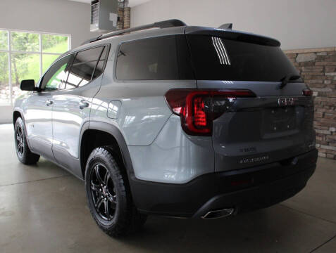 2023 GMC Acadia AT4