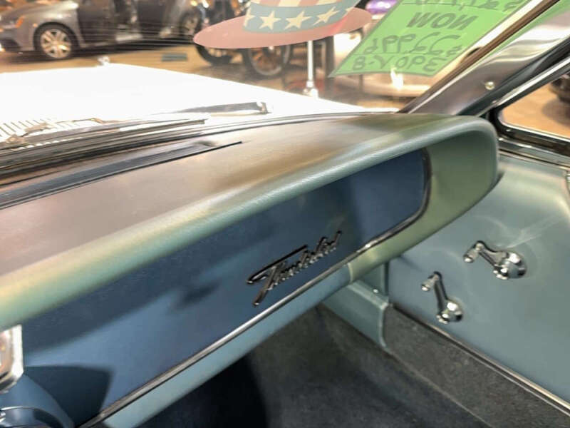 1965 Ford Thunderbird