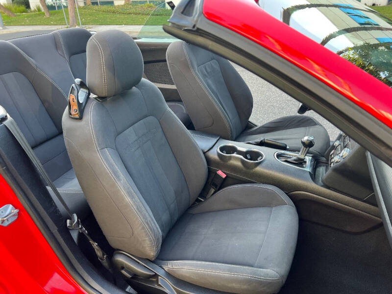 2019 Ford Mustang EcoBoost