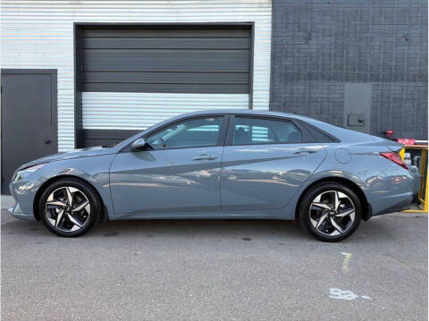 2023 Hyundai Elantra