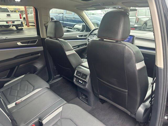 2024 Volkswagen Atlas Peak Edition SE 4Motion