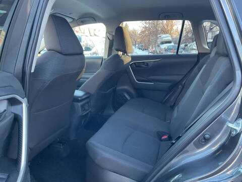 2024 Toyota RAV4 Hybrid LE