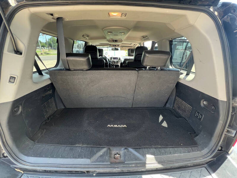2013 Nissan Armada Platinum