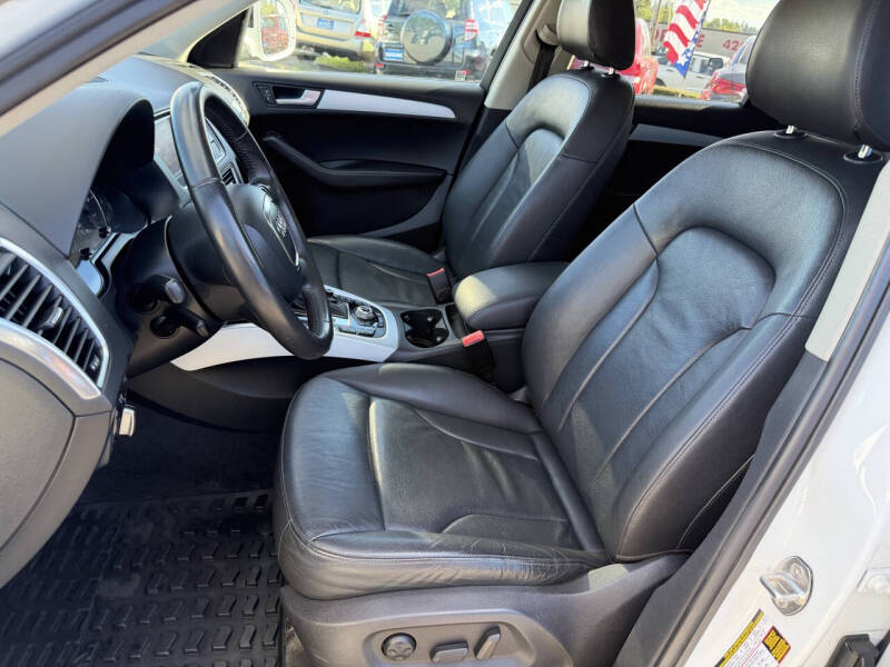2012 Audi Q5 2.0T quattro Premium Plus