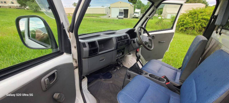 2000 Mitsubishi MINICAB DUMP ,AC,PS,
