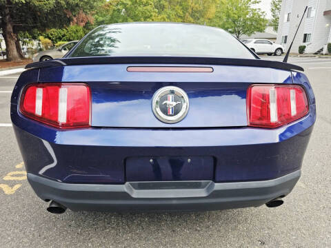 2011 Ford Mustang V6 Premium
