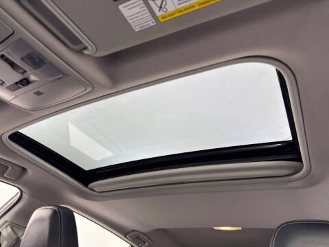 2017 Toyota RAV4 Hybrid Limited