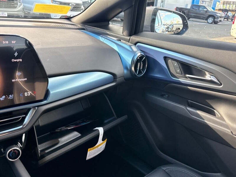 2026 Chevrolet Equinox EV LT 2