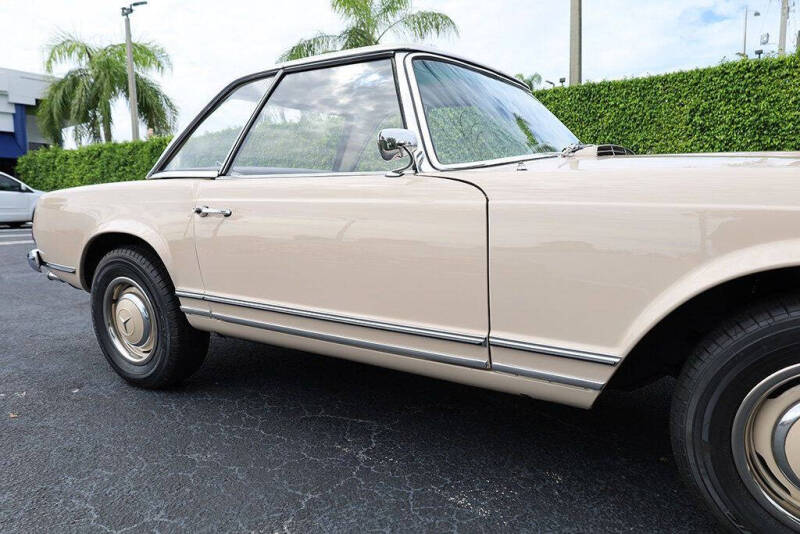 1967 Mercedes-Benz SL-Class
