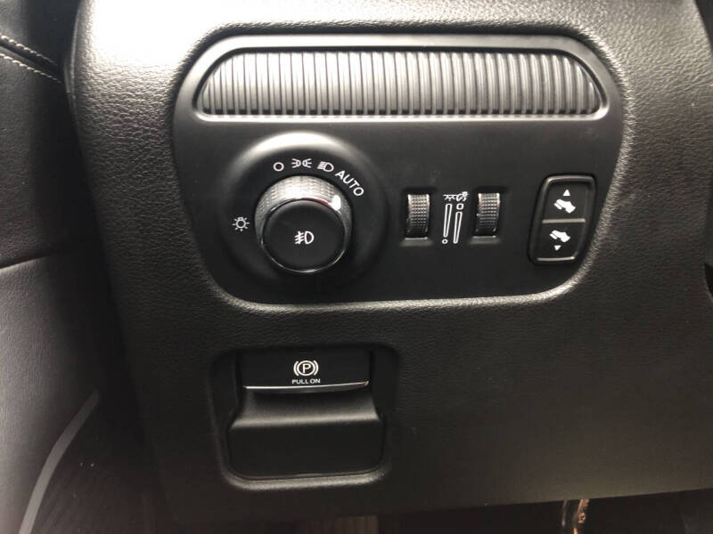 2024 Jeep Wagoneer Carbide