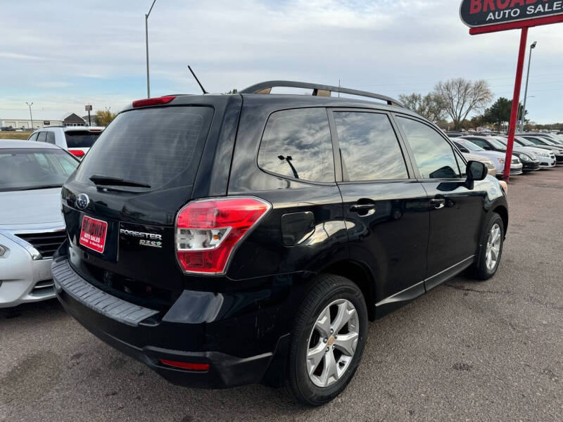 2015 Subaru Forester i photo 4