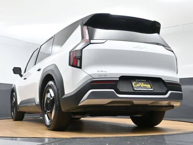 2024 Kia EV9 Light