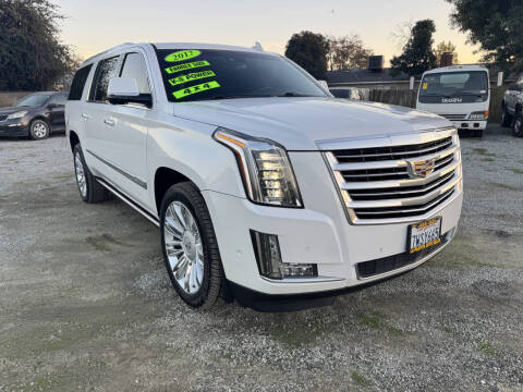2017 Cadillac Escalade ESV Platinum