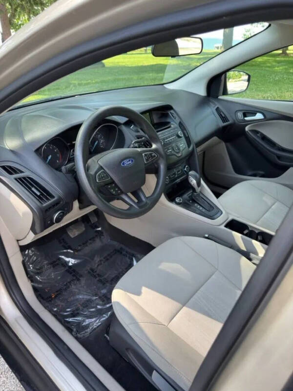 2017 Ford Focus SE