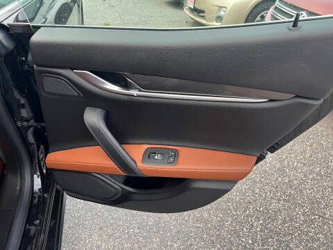 2019 Maserati Ghibli