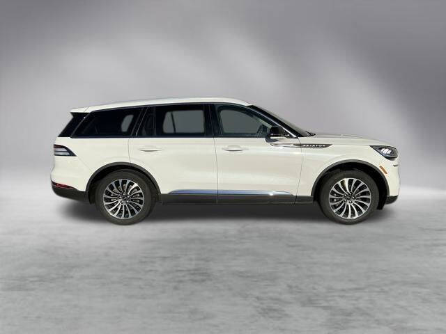 2023 Lincoln Aviator Standard