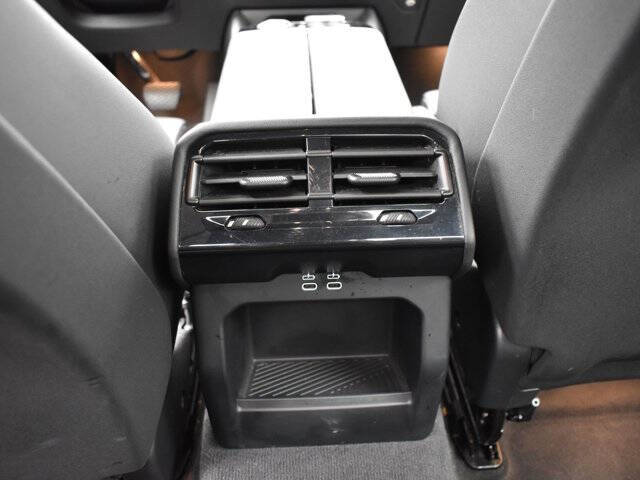 2025 BMW 5 Series 540i xDrive