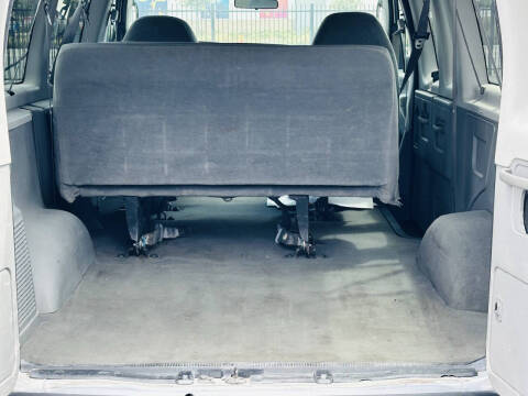 2006 Ford E-Series E-150 XLT