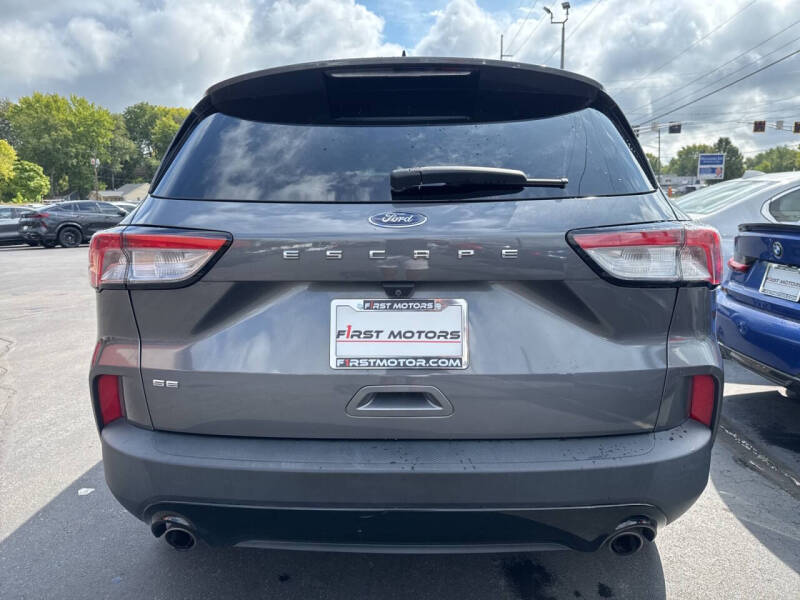 2021 Ford Escape SE