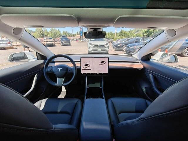 2019 Tesla Model 3 Mid Range