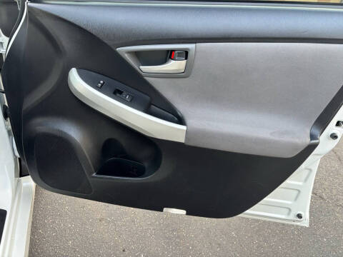 2015 Toyota Prius Two