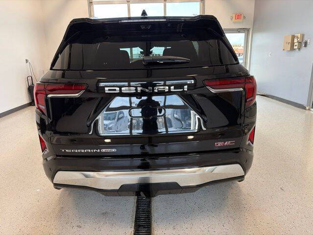 2026 GMC Terrain Denali - Photo 9