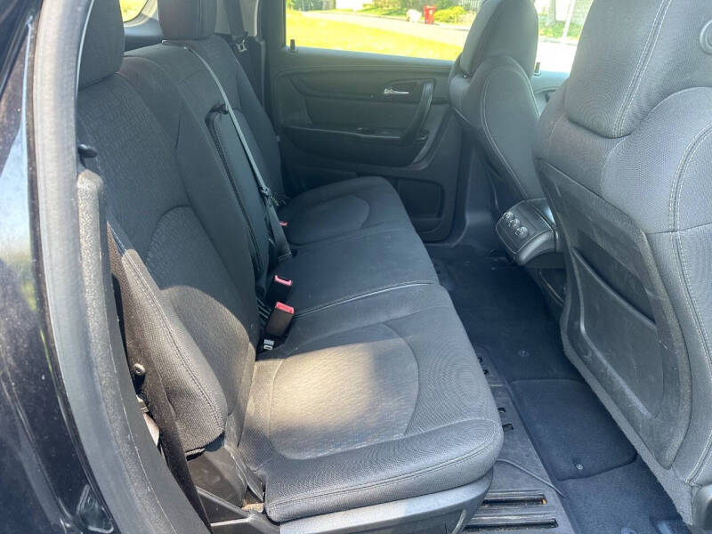 2013 GMC Acadia SLE-1