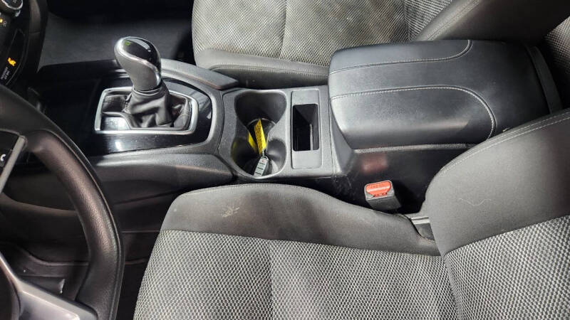 2018 Nissan Rogue Sport SV