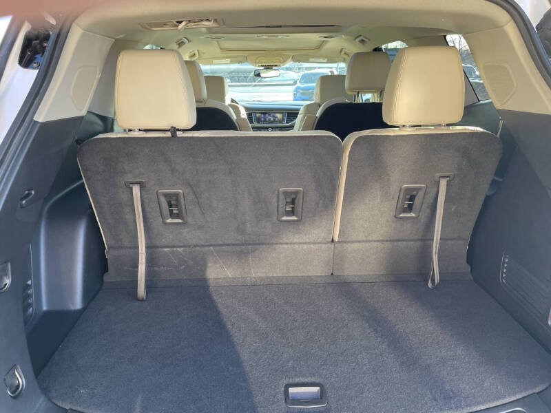 2021 Buick Enclave Essence