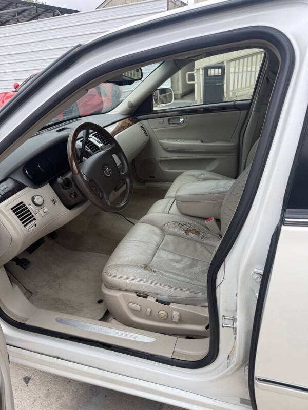 2011 Cadillac DTS Premium Collection