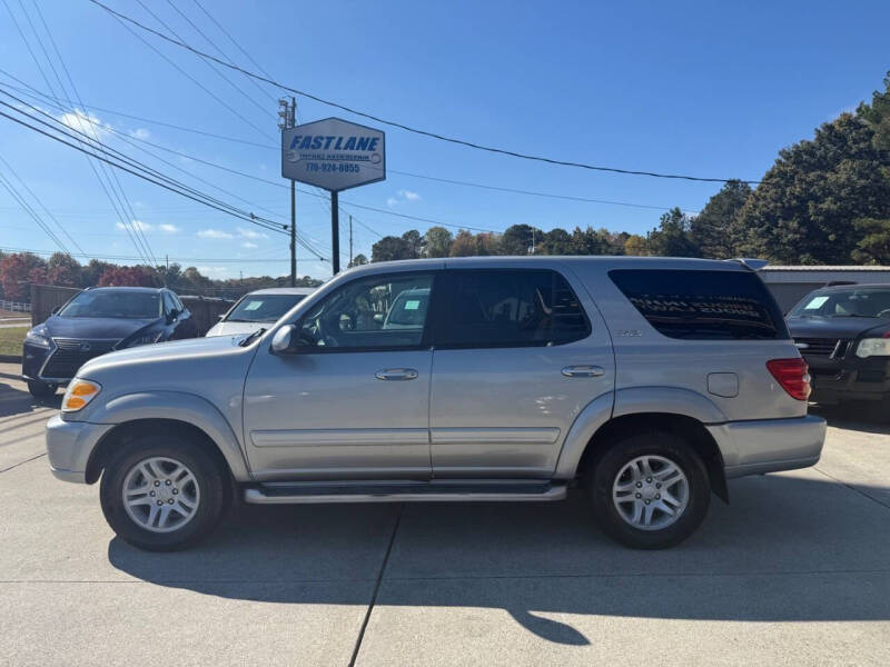 2004 Toyota Sequoia SR5