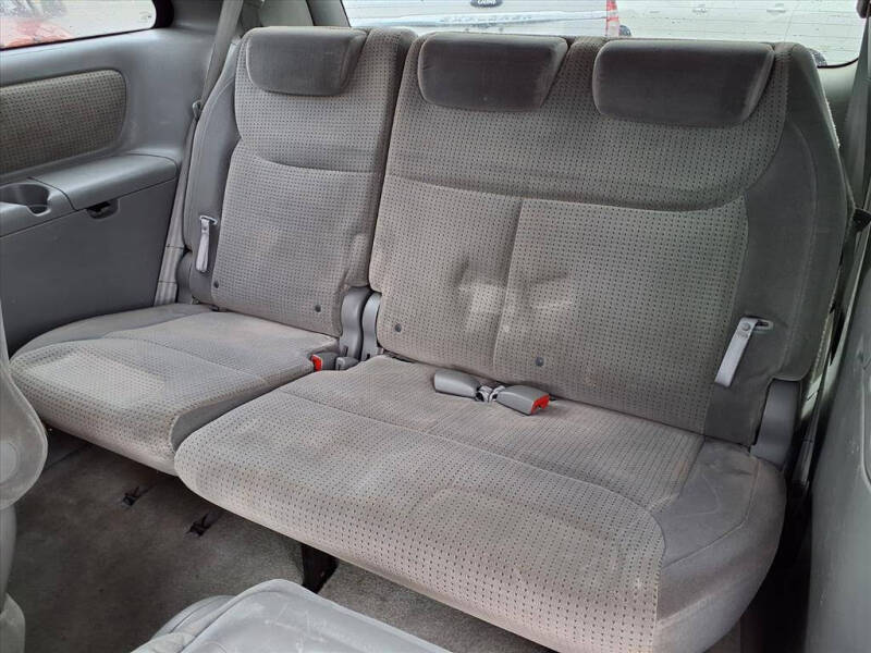 2007 Toyota Sienna LE 7-Passenger