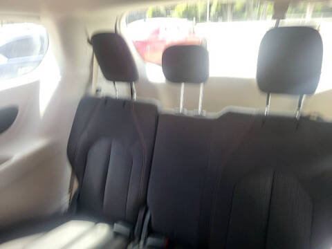 2017 Chrysler Pacifica Touring