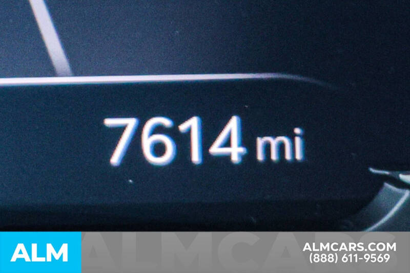 2024 Genesis Electrified GV70