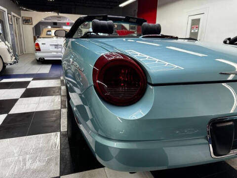 2002 Ford Thunderbird Deluxe
