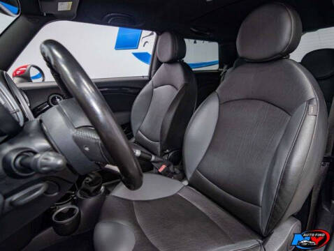 2009 MINI Cooper John Cooper Works