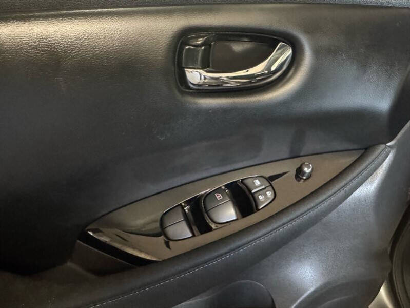 2024 Nissan LEAF SV PLUS