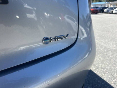 2024 Toyota Prius LE