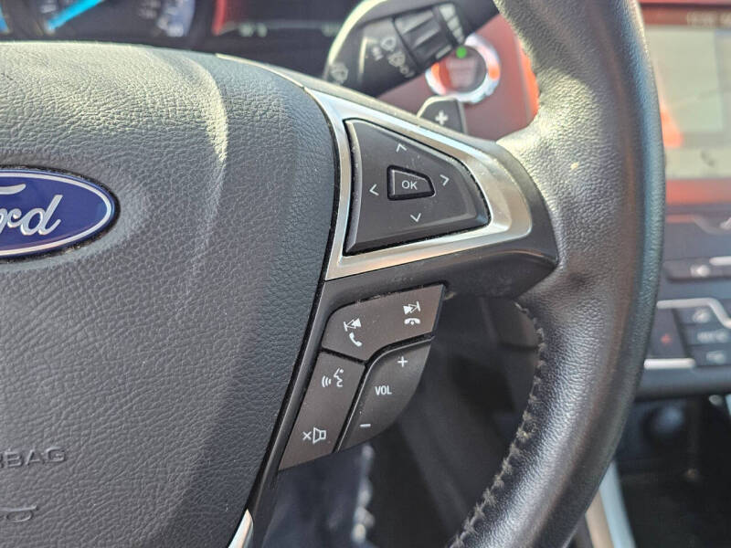 2019 Ford Fusion SEL