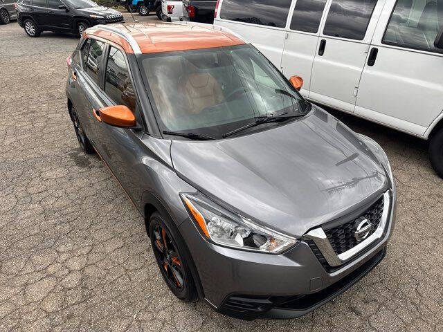 2019 Nissan Kicks SR