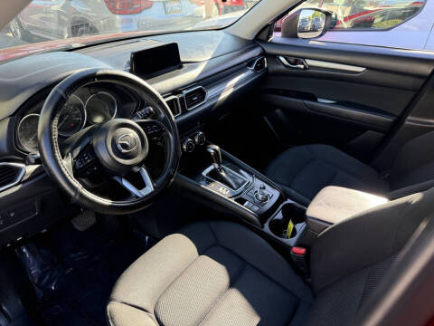 2017 Mazda CX-5 Sport
