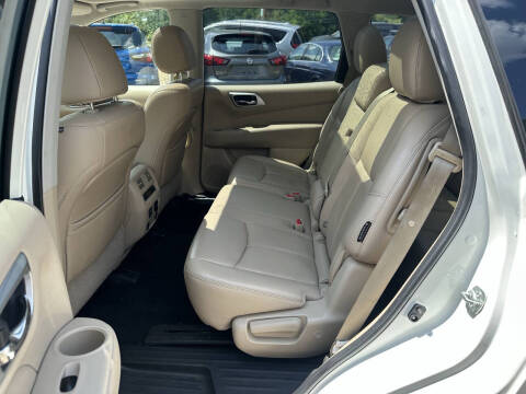 2018 Nissan Pathfinder S