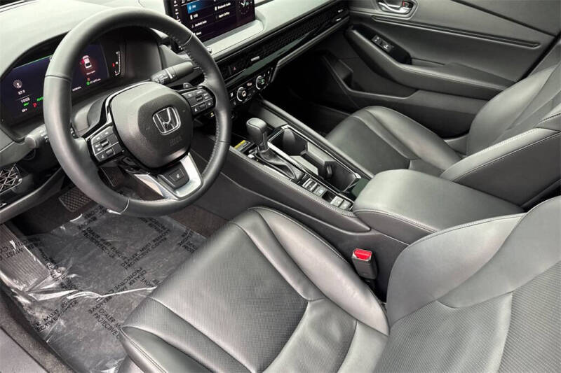 2025 Honda Accord Hybrid Touring