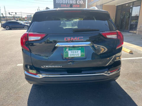 2024 GMC Terrain SLT
