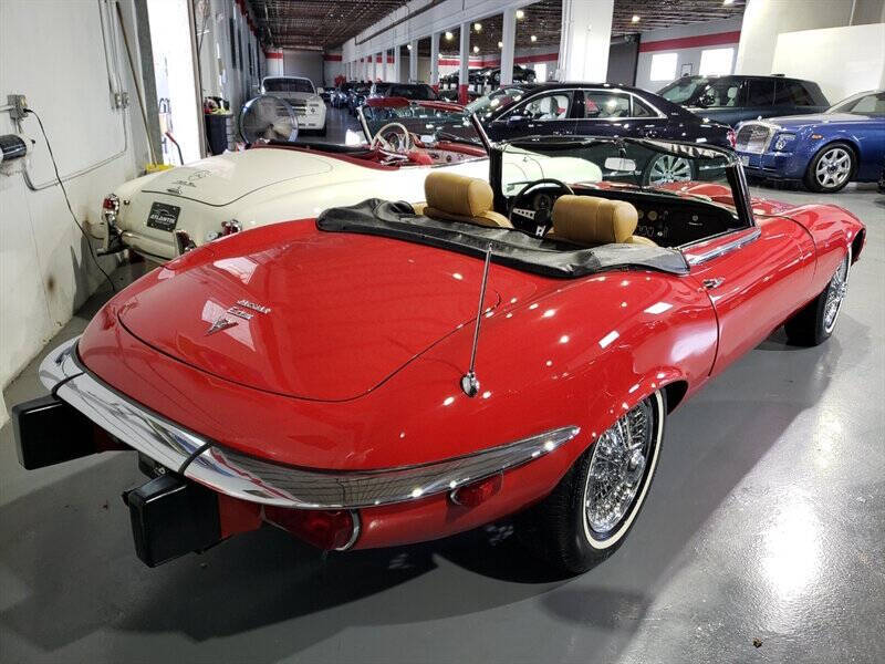 1974 Jaguar XKE 5