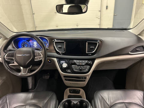 2019 Chrysler Pacifica Touring L Plus