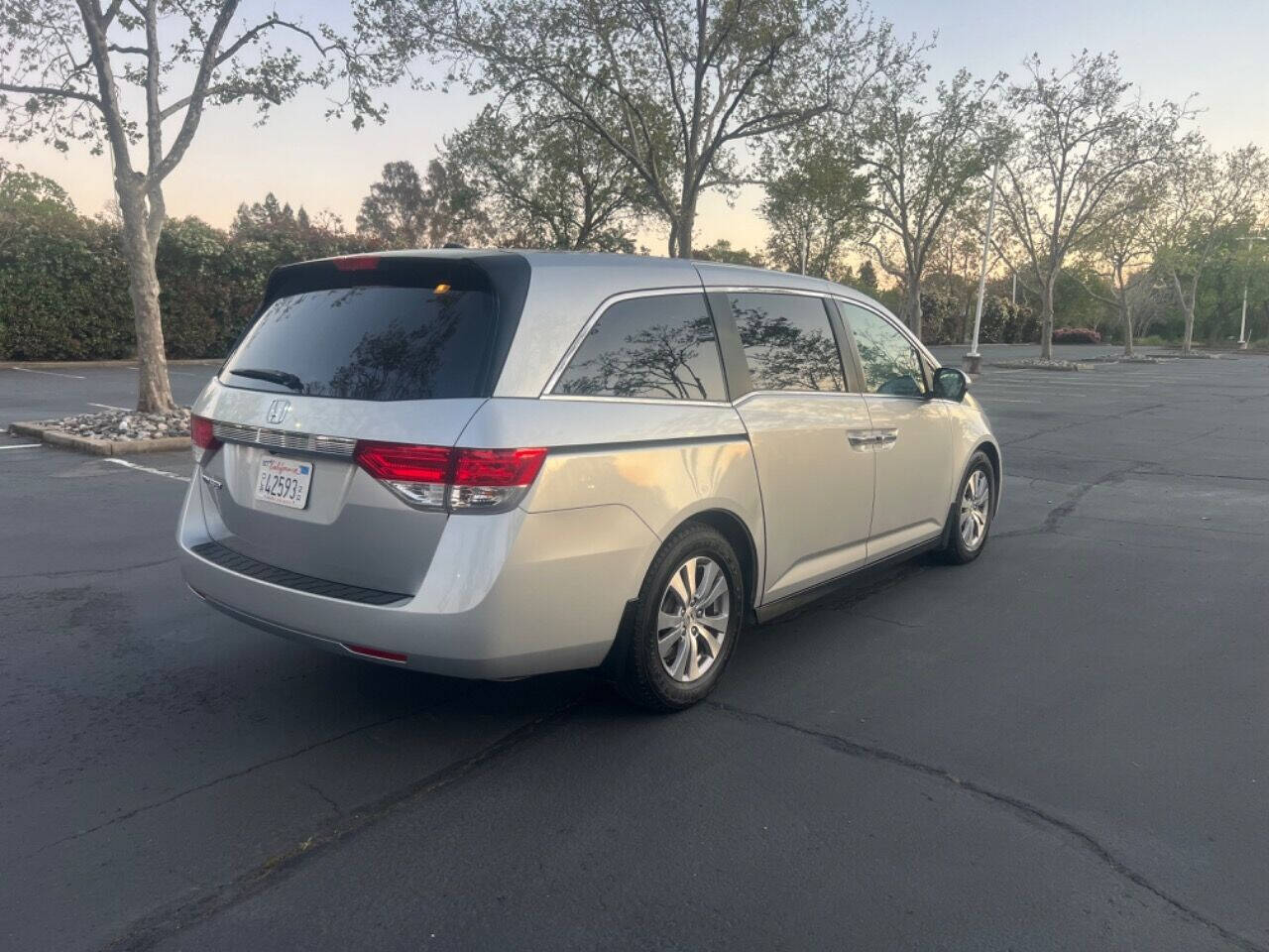 2015 Honda Odyssey for sale at Barakat Auto Sales LLC in Sacramento, CA